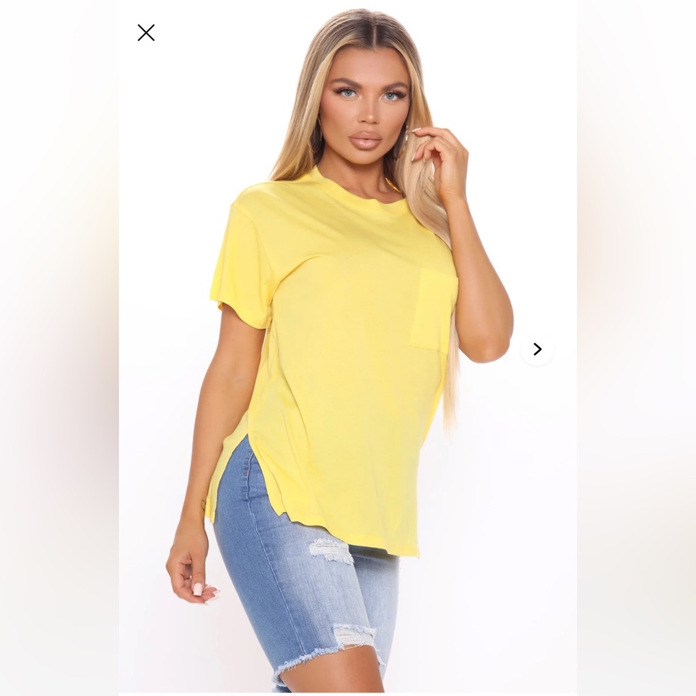 Fashion Nova baggy yellow tee with pocket and side slits
